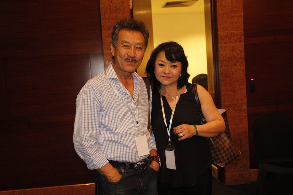 Vợ chồng ca sỹ Hương Lan