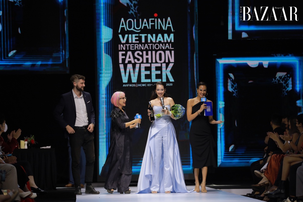 Hoa hậu Trương Tri Trúc Diễm thắng giải Best Dressed tại AVIFW 2020 đêm thứ 3