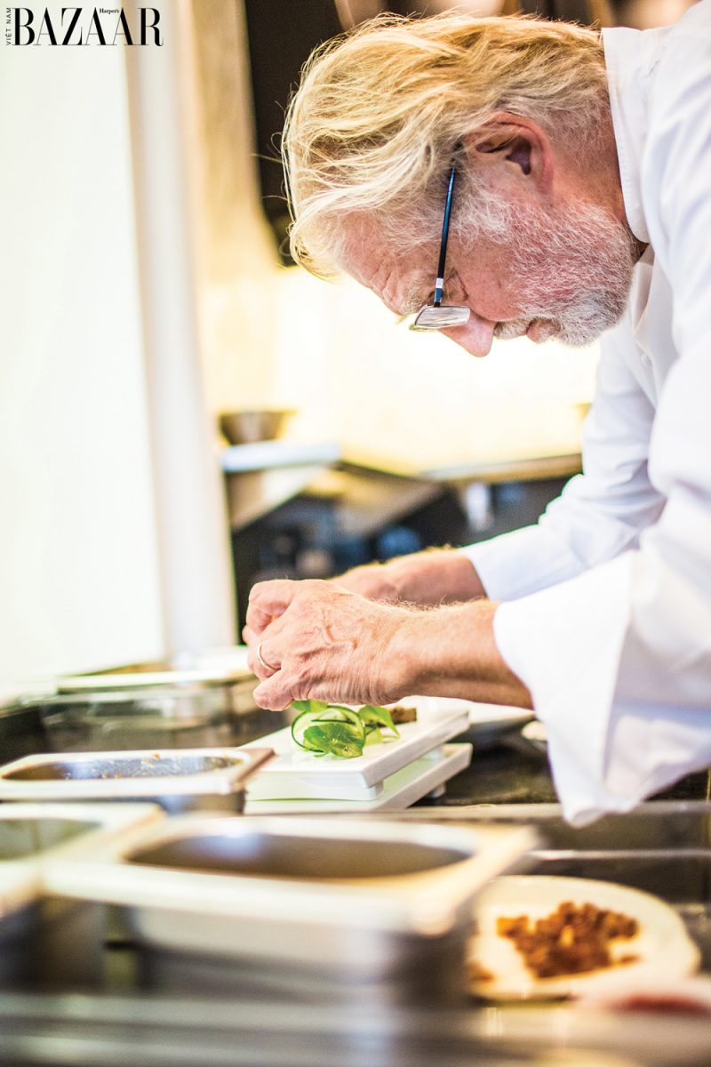 Pierre Gagnaire, thầy của bếp trưởng Adrien Guenzi, đầu bếp lừng danh thế giới.