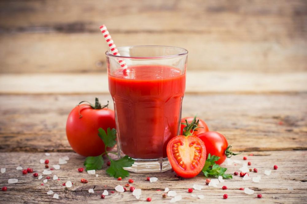 uống nước ép cà chua giảm cân