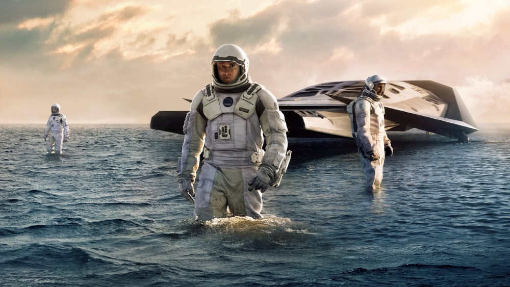 những bộ phim nói về vũ trụ: Hố đen tử thần - Interstellar (2014)