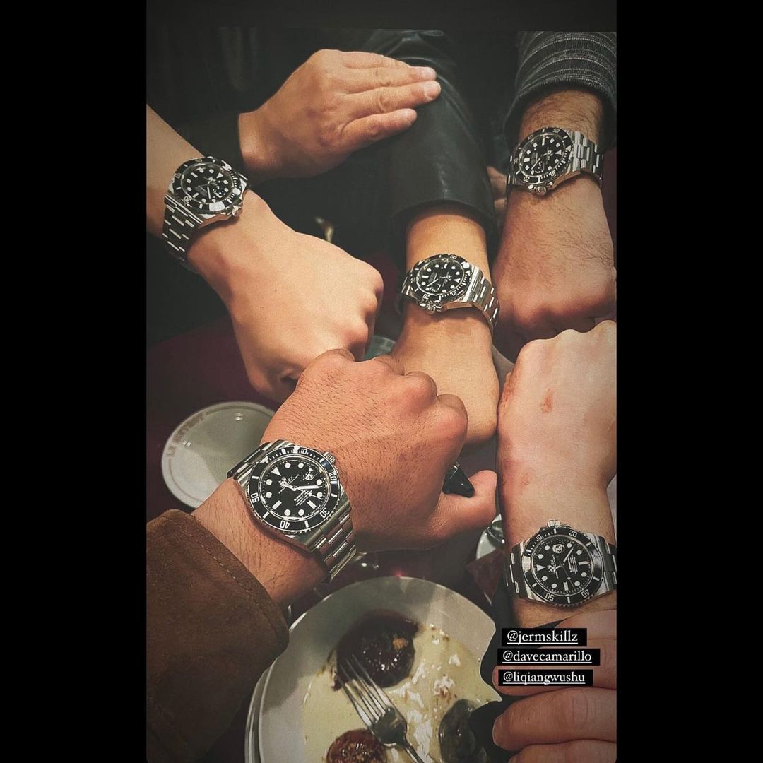 Đóng máy John Wick 4, Keanu Reeves tặng các cascadeur đồng hồ Rolex