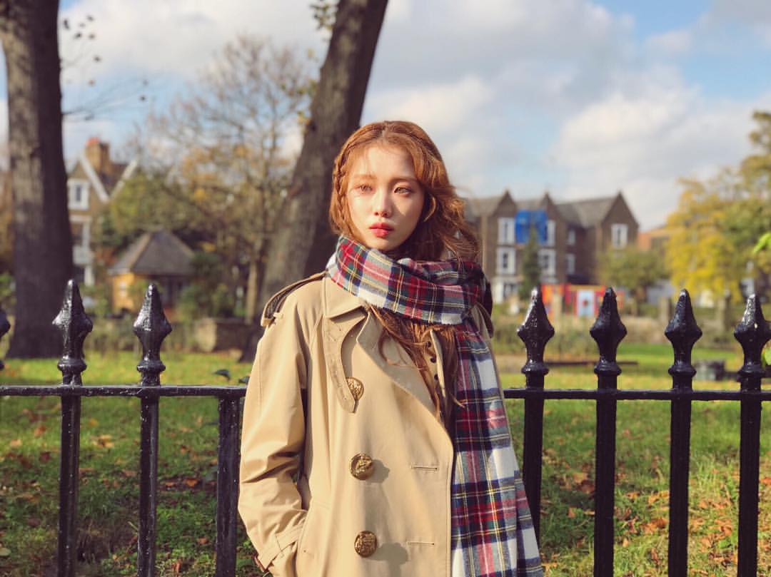 Lee Sung Kyung.