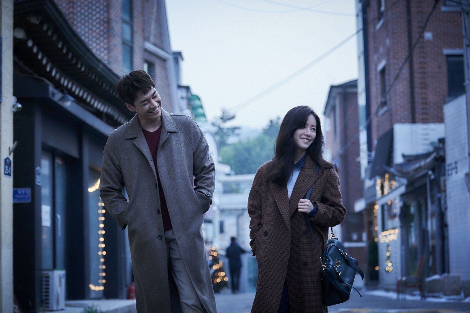 Phim mới của Han Ji Min: Chúc mừng năm mới - A Year-End Medley (2021)
