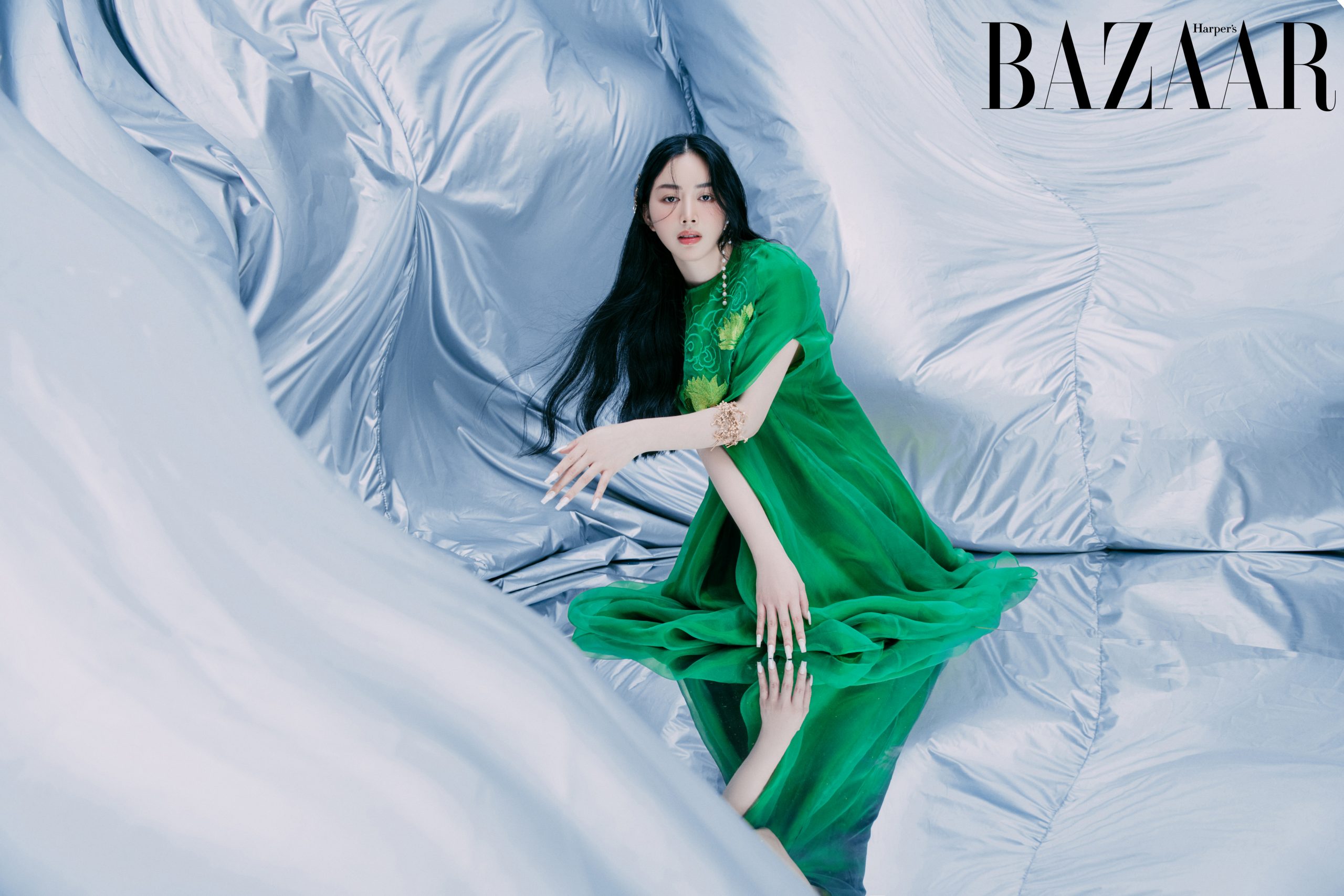 Harper's Bazaar_Mai Thanh Hà và Hoàng Ku bộ ảnh_14