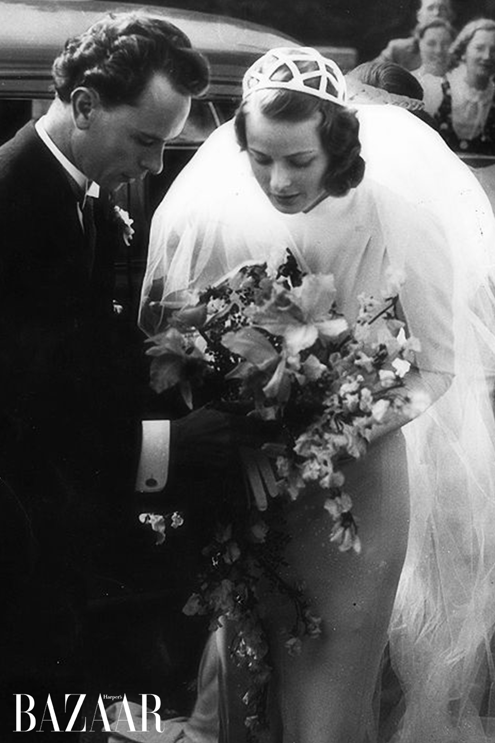 Kiểu tóc cưới đẹp của Ingrid Bergman.