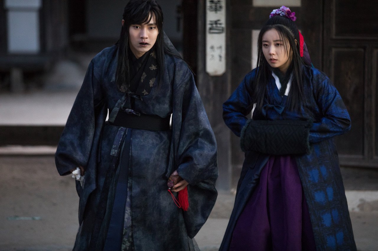 Top phim kinh dị Hàn Quốc: Nàng dâu bị nguyền – The wrath (2018)