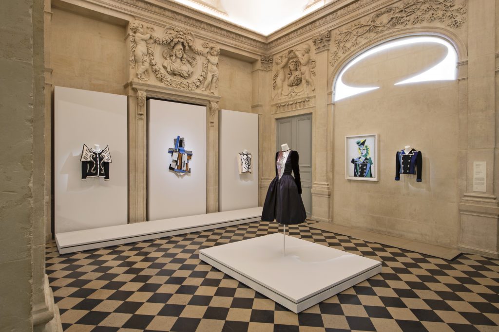 Pablo Picasso: khi thời trang và hội họa lấy cảm hứng lẫn nhau_Yves Saint Laurent